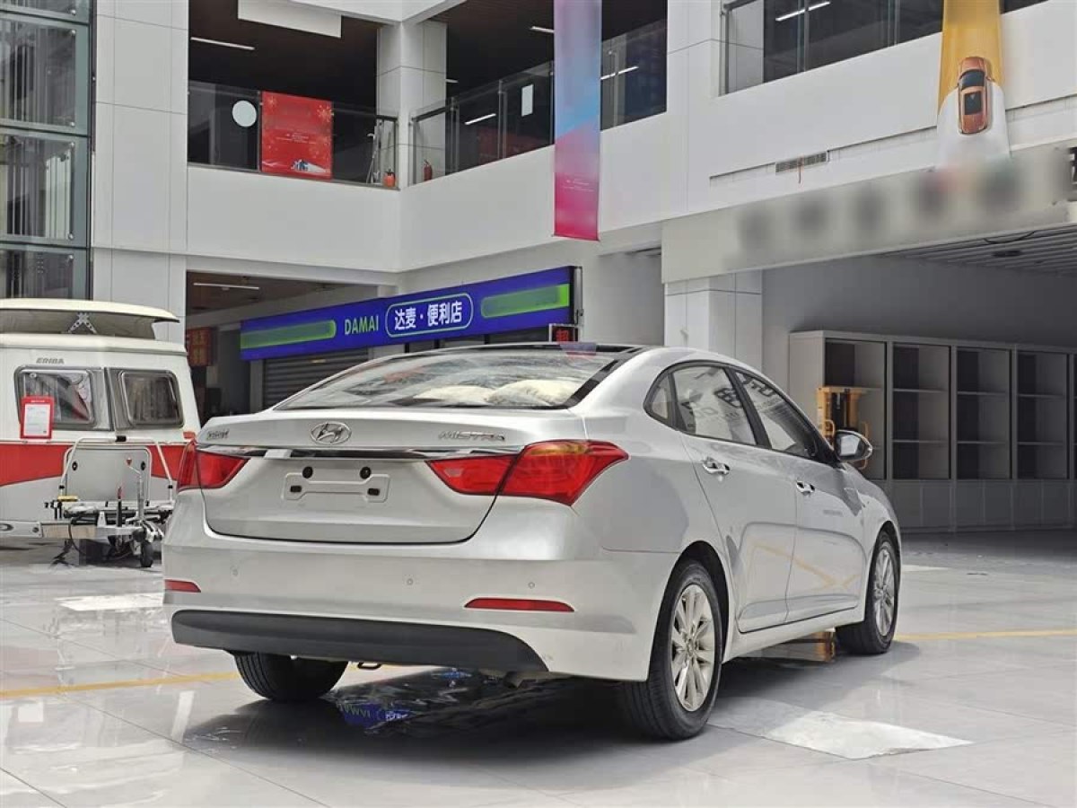 現(xiàn)代 名圖  2014款 1.8L 自動智能型GLS圖片