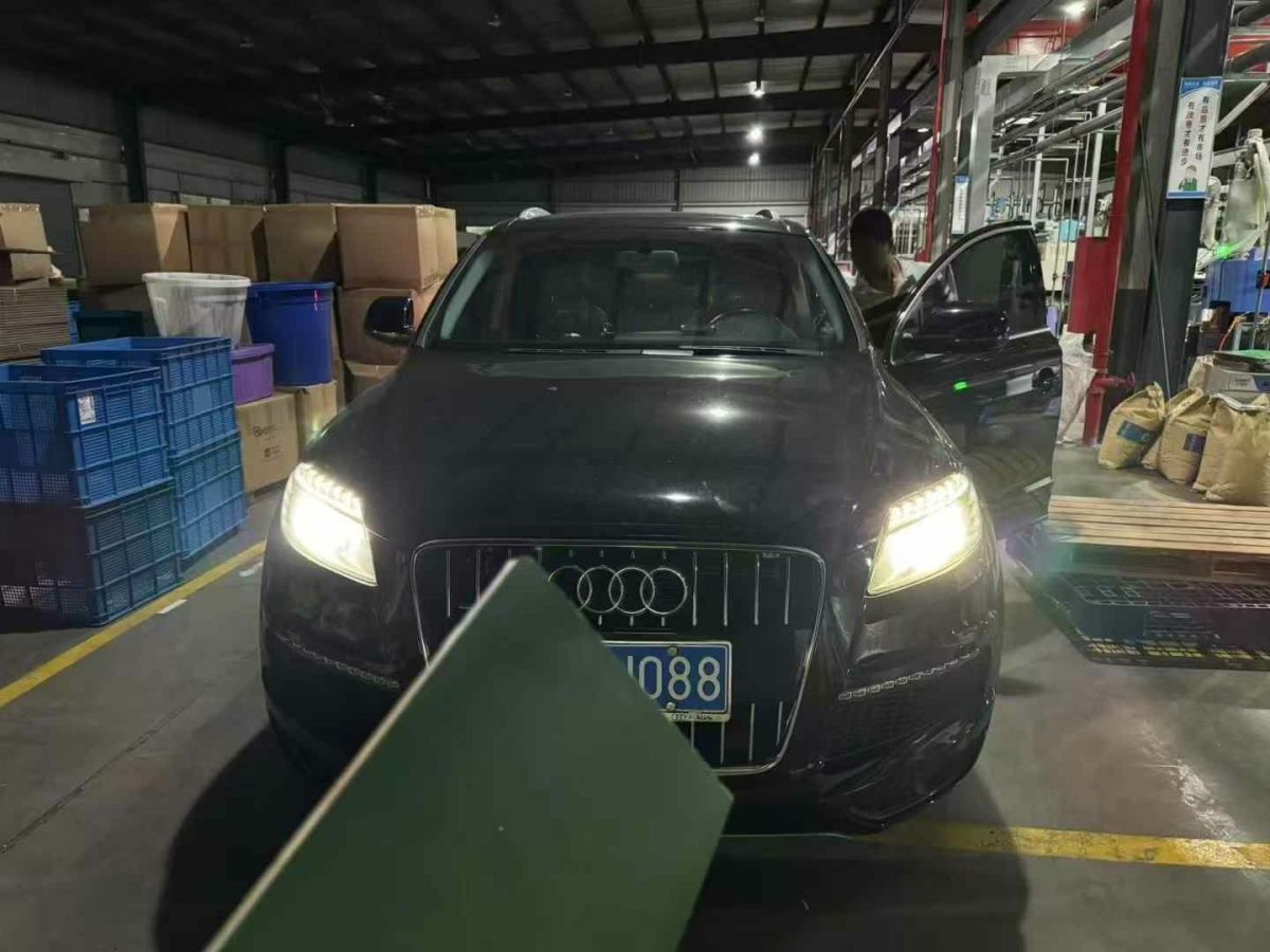 奧迪 奧迪Q7  2015款 Q7 35TDI quattro 卓越版圖片