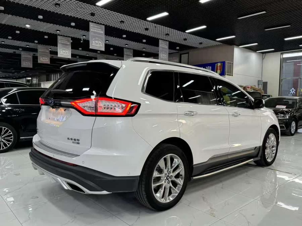 福特 銳界  2018款 EcoBoost 245 四驅(qū)尊銳型 7座圖片