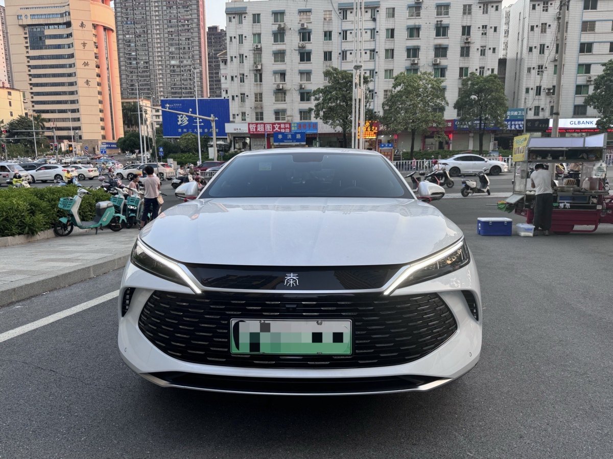 比亞迪 秦PLUS  2024款 榮耀版 DM-i 120KM領(lǐng)先型圖片