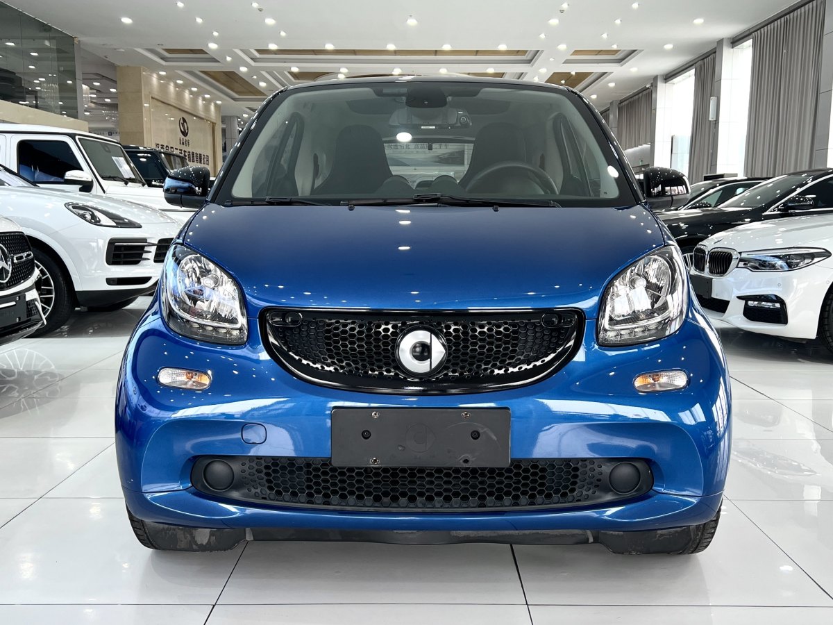 smart fortwo  2015款 1.0L 52千瓦硬頂激情版圖片