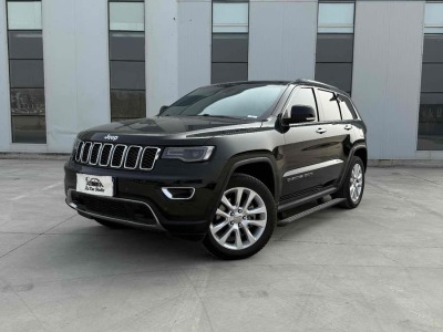 2017年5月 Jeep 大切諾基(進口) 3.6L 精英導(dǎo)航版圖片