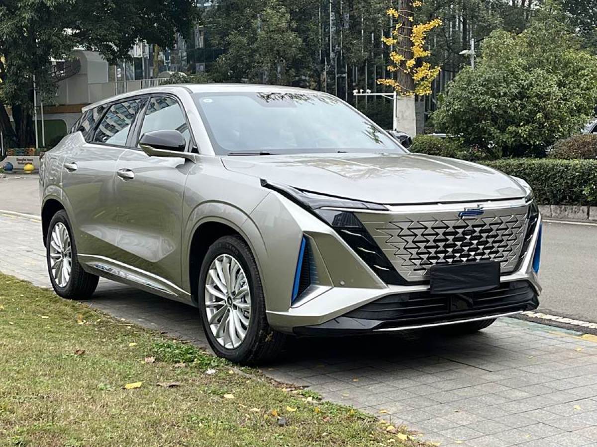 長(zhǎng)安歐尚 長(zhǎng)安歐尚Z6新能源  2023款 智電iDD 150KM旗艦PLUS智慧泊車版圖片