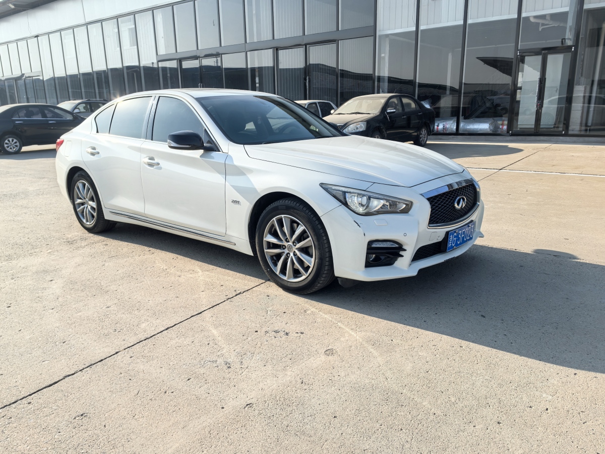 英菲尼迪 Q50L  2016款 2.0T 悅享版圖片