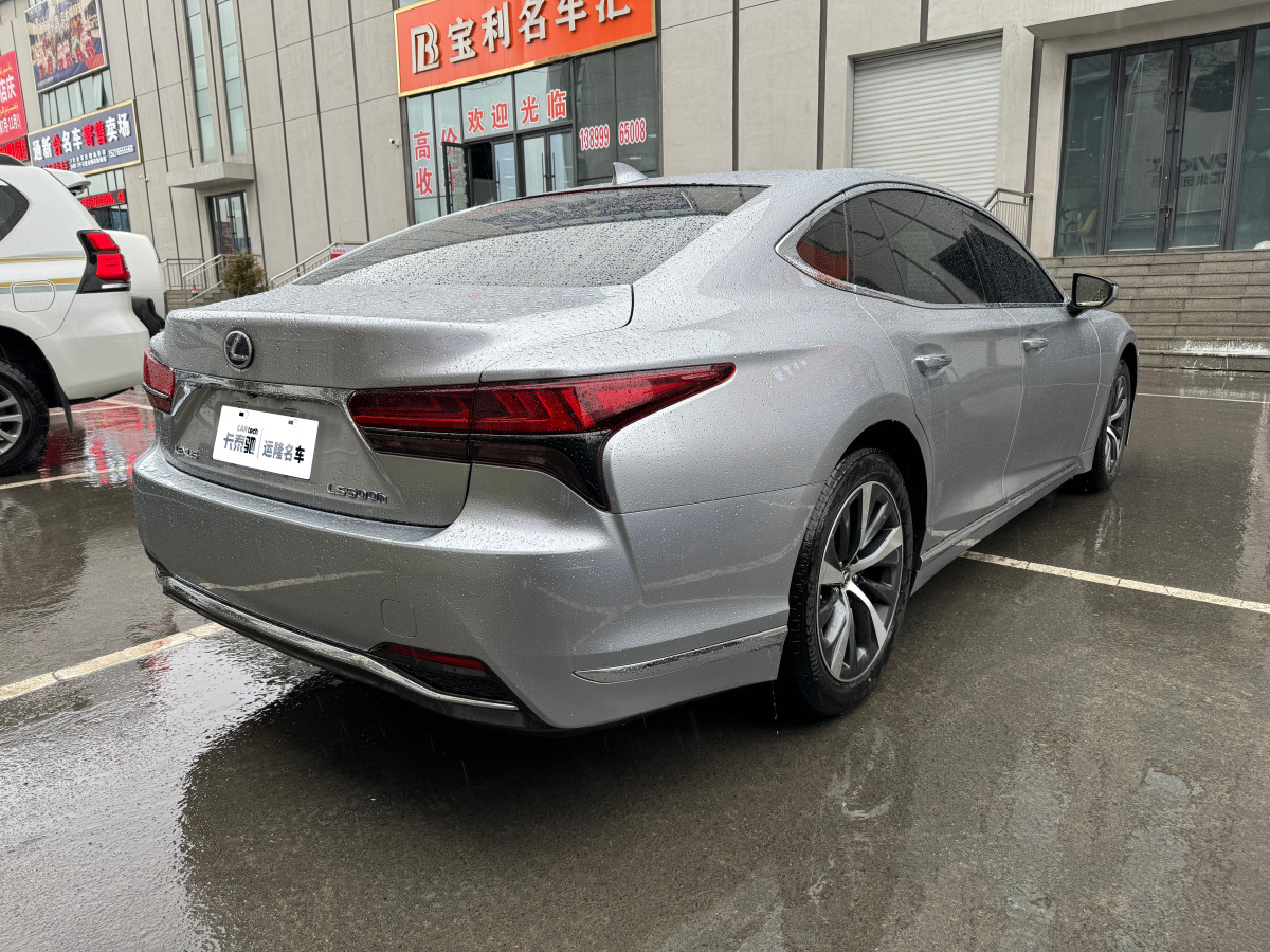 雷克薩斯 LS  2021款 500h 卓越版圖片