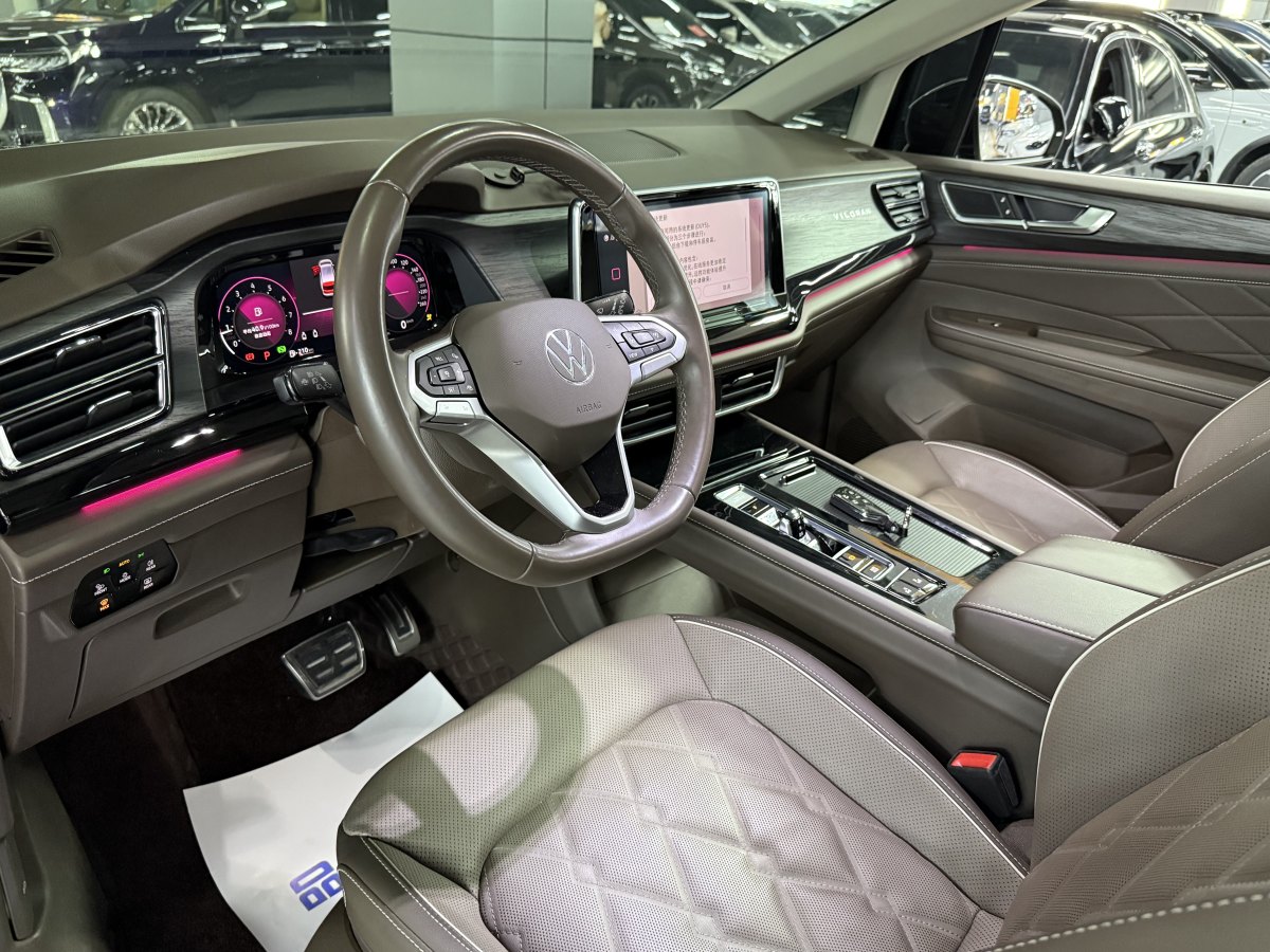 大眾 威然  2023款 改款 380TSI 尊貴版圖片