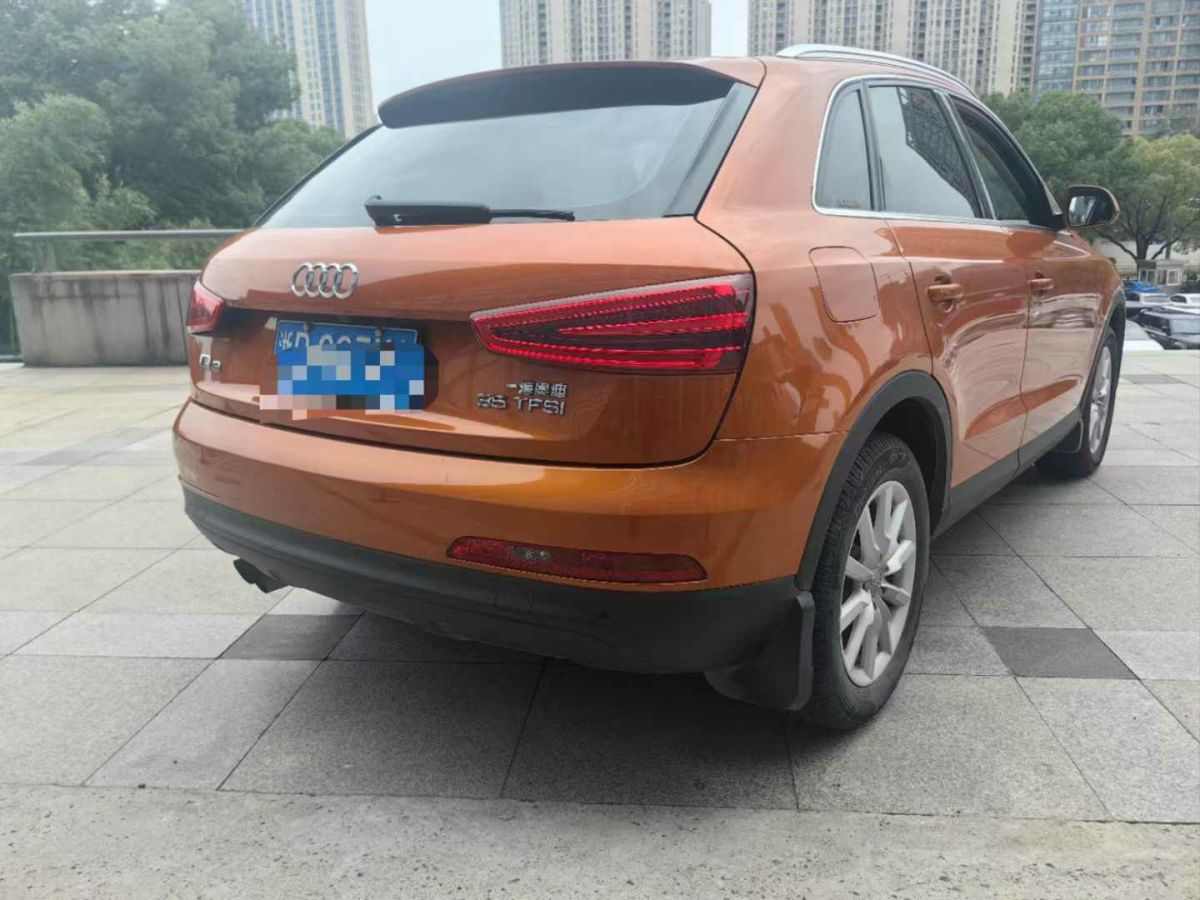 2014年6月奧迪 奧迪Q3  2014款 Q3 1.4T 30TFSI 手動(dòng)標(biāo)準(zhǔn)型