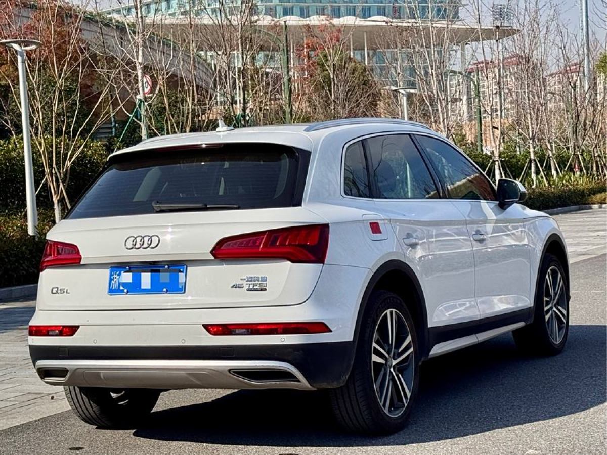 奧迪 奧迪Q5L  2018款  45 TFSI 尊享風雅型 國VI圖片