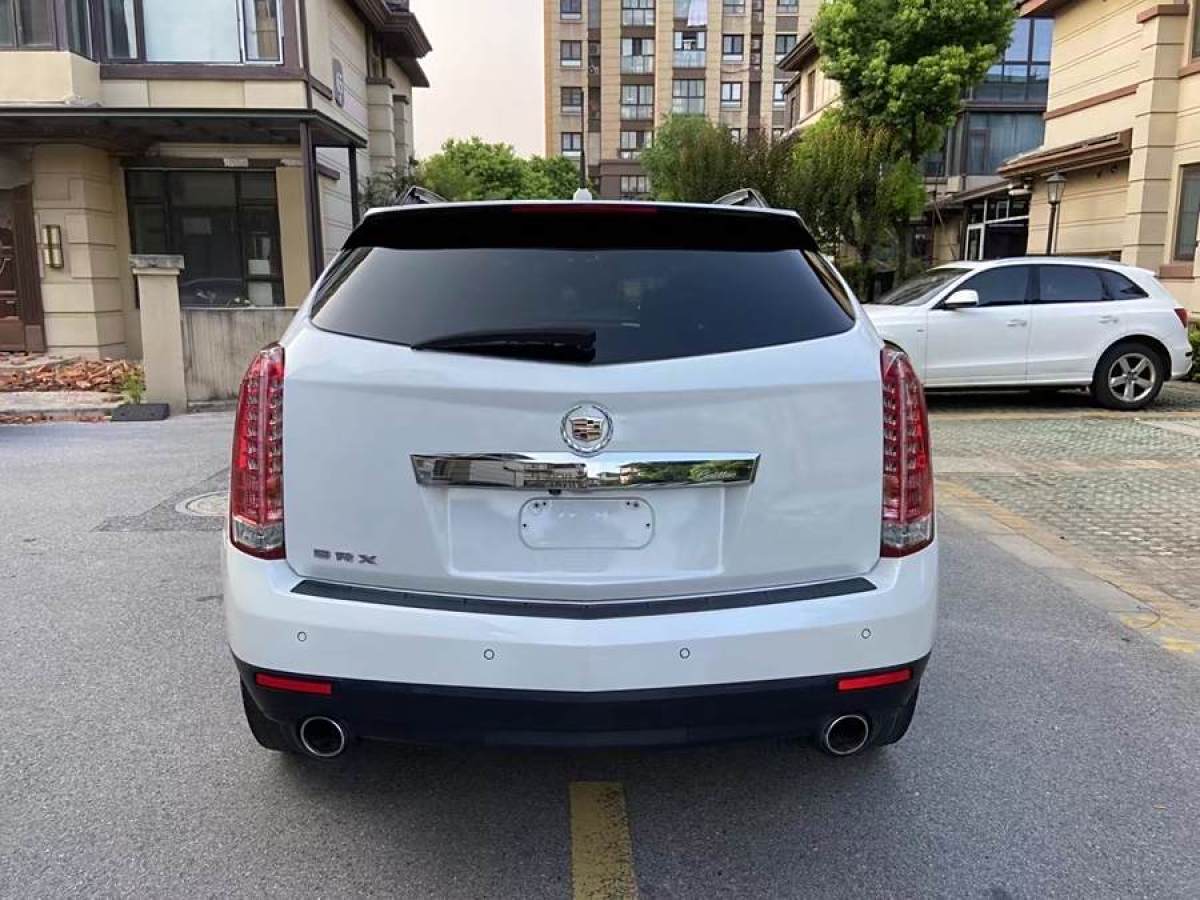 凱迪拉克 SRX  2015款 3.0L 精英型圖片