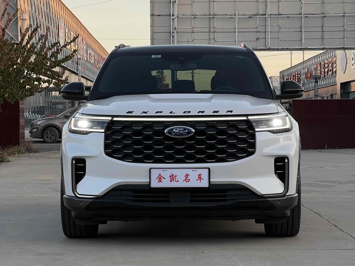 福特 探险者  2023款 EcoBoost 285 四驱ST-LINE 7座图片