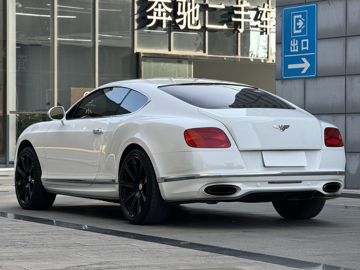 賓利 歐陸  2014款 4.0T GT V8 S 標準版圖片