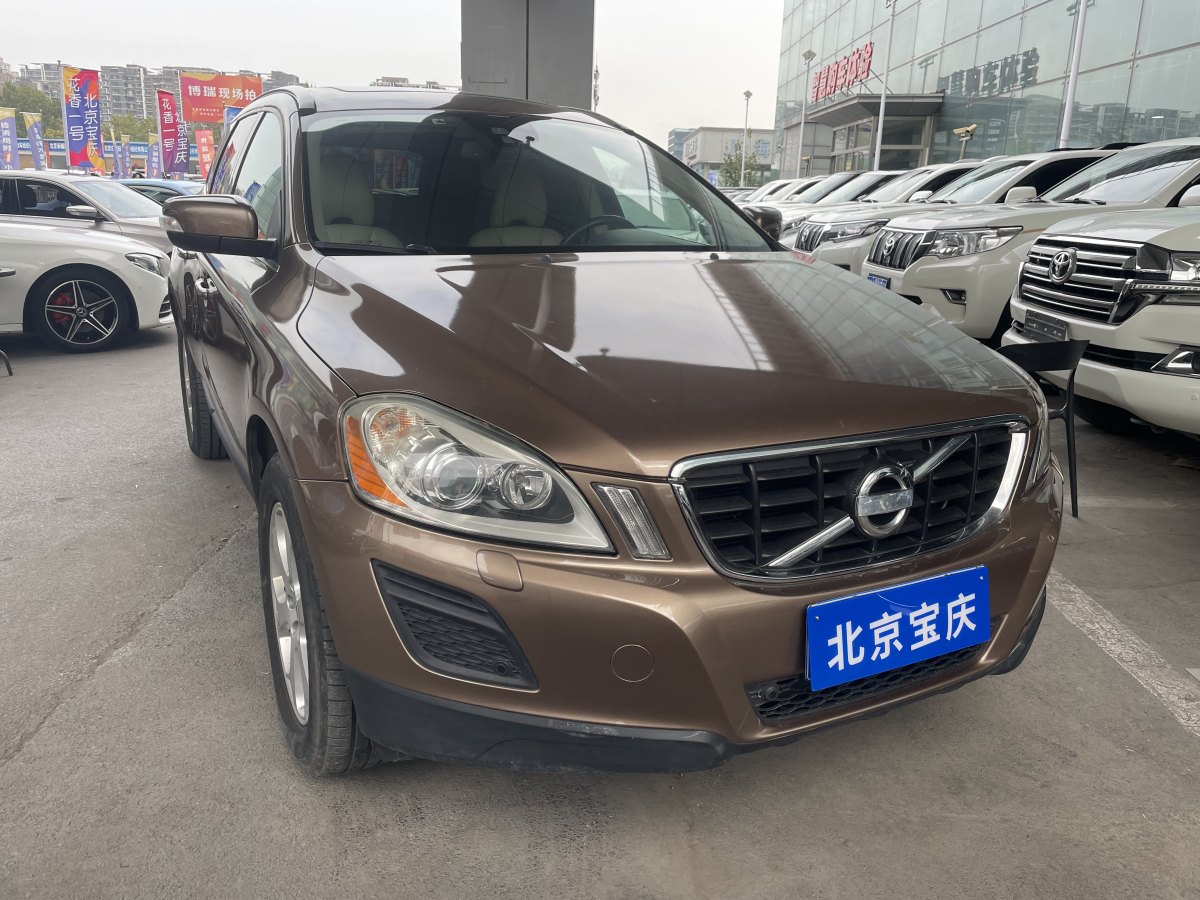 2012年12月沃爾沃 XC60  2013款 T5 智雅版