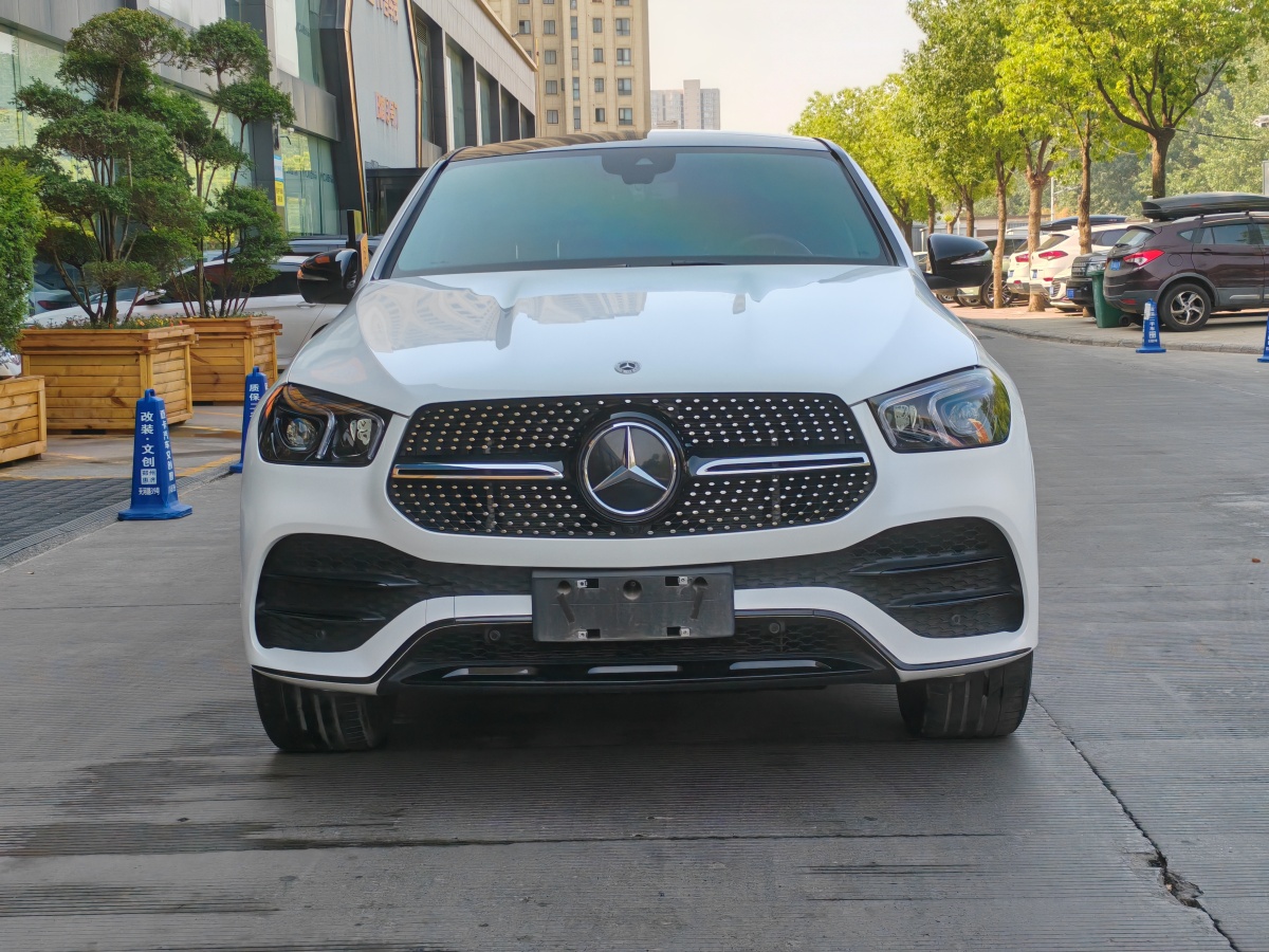 奔馳 奔馳GLE轎跑  2020款 GLE 450 4MATIC 轎跑SUV 時(shí)尚型圖片