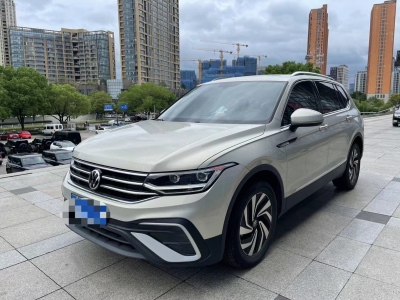 2022年09月 大众 途观L 330TSI 自动两驱智享版图片