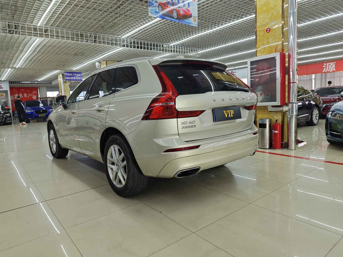 沃尔沃 XC60  2018款 T5 四驱智逸版图片