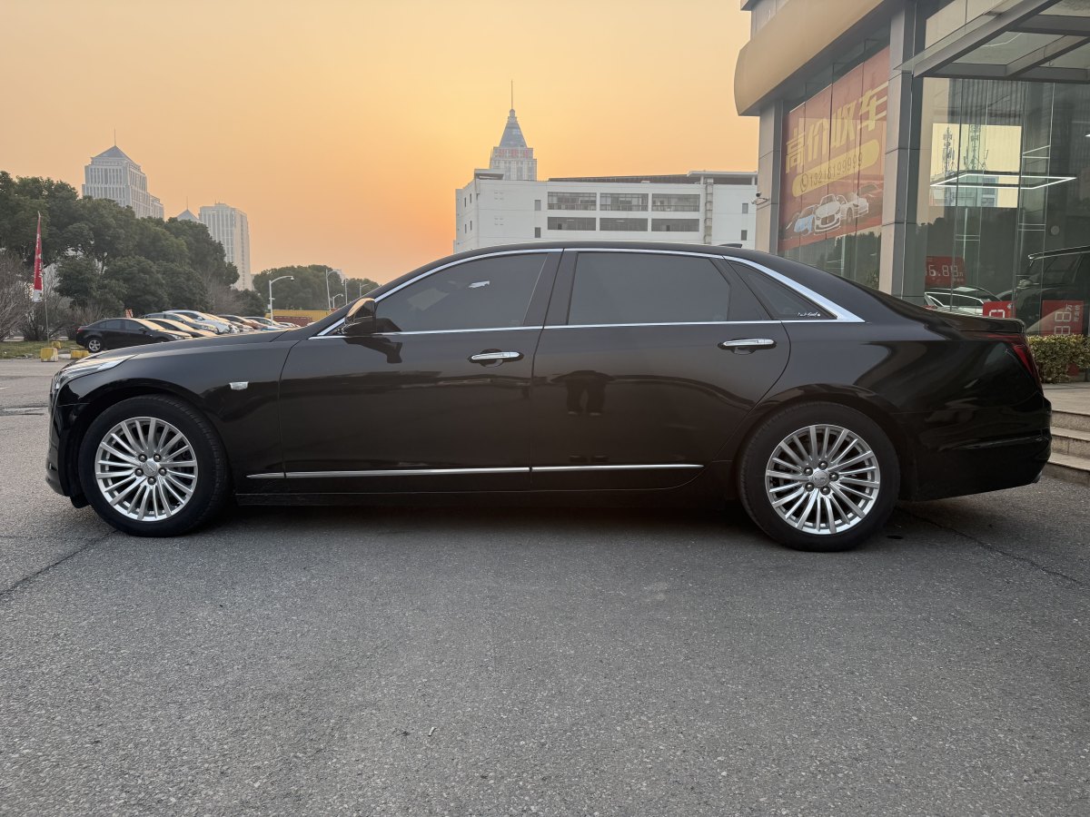 凱迪拉克 CT6  2022款 28T 豪華型圖片