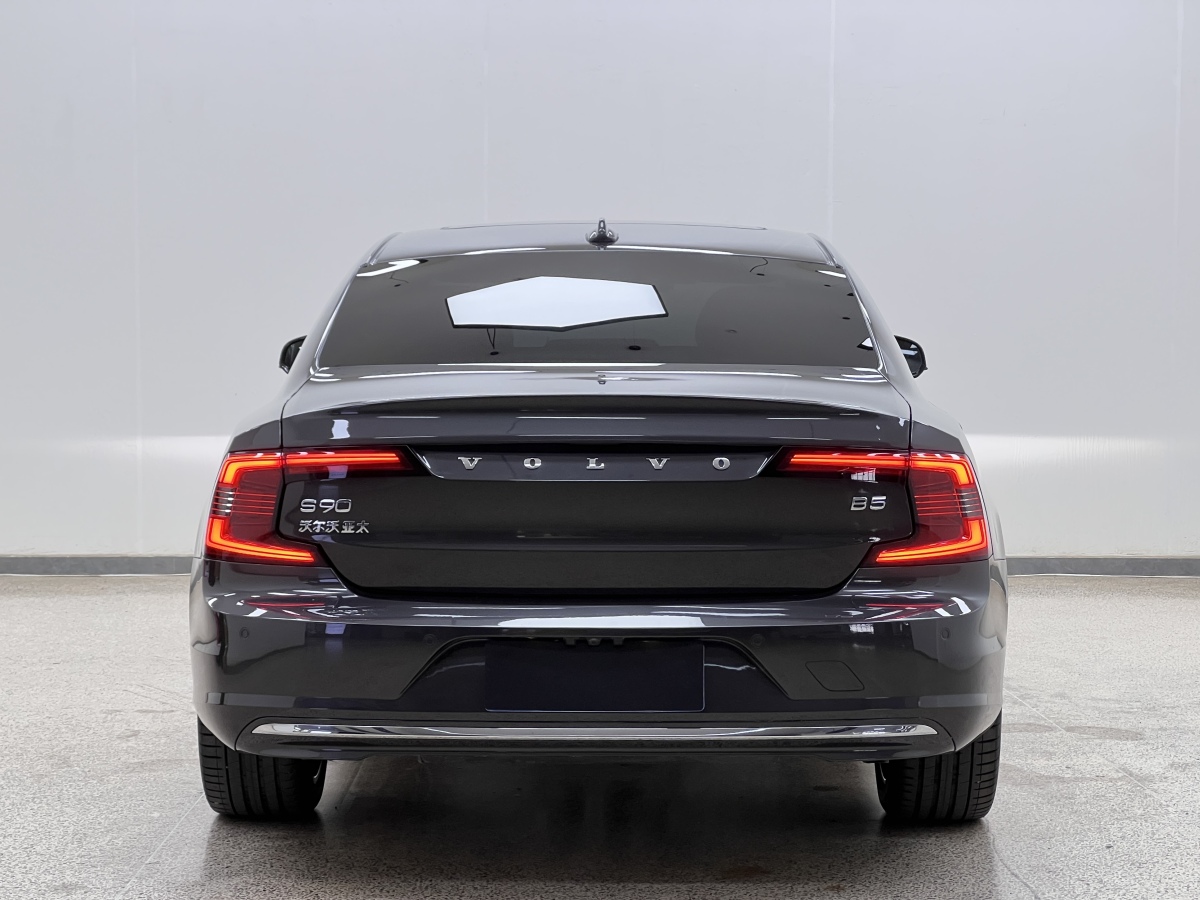 沃爾沃 S90  2023款 B5 智遠豪華版圖片