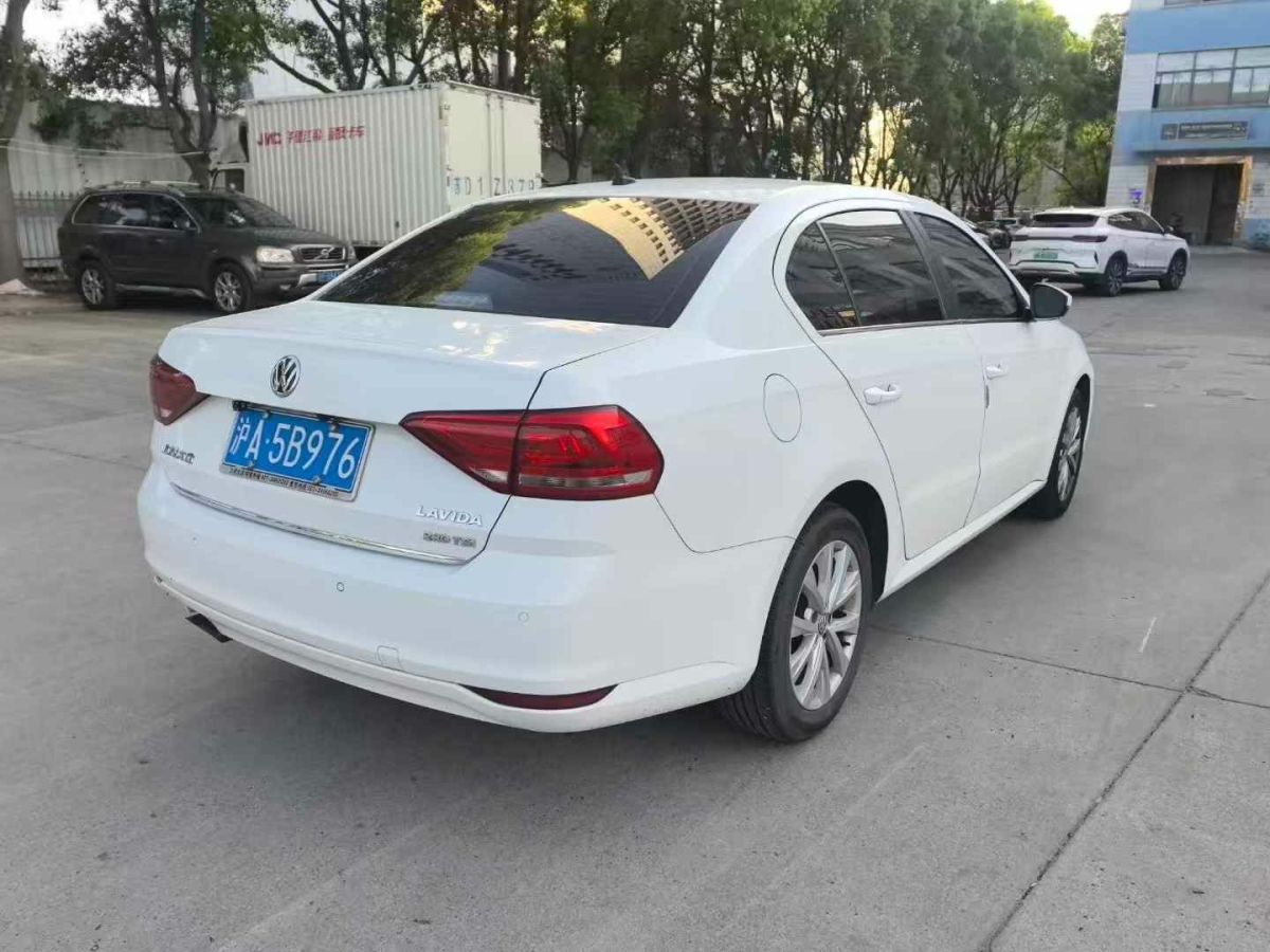 大眾 朗逸  2017款 1.6L 自動風(fēng)尚版圖片