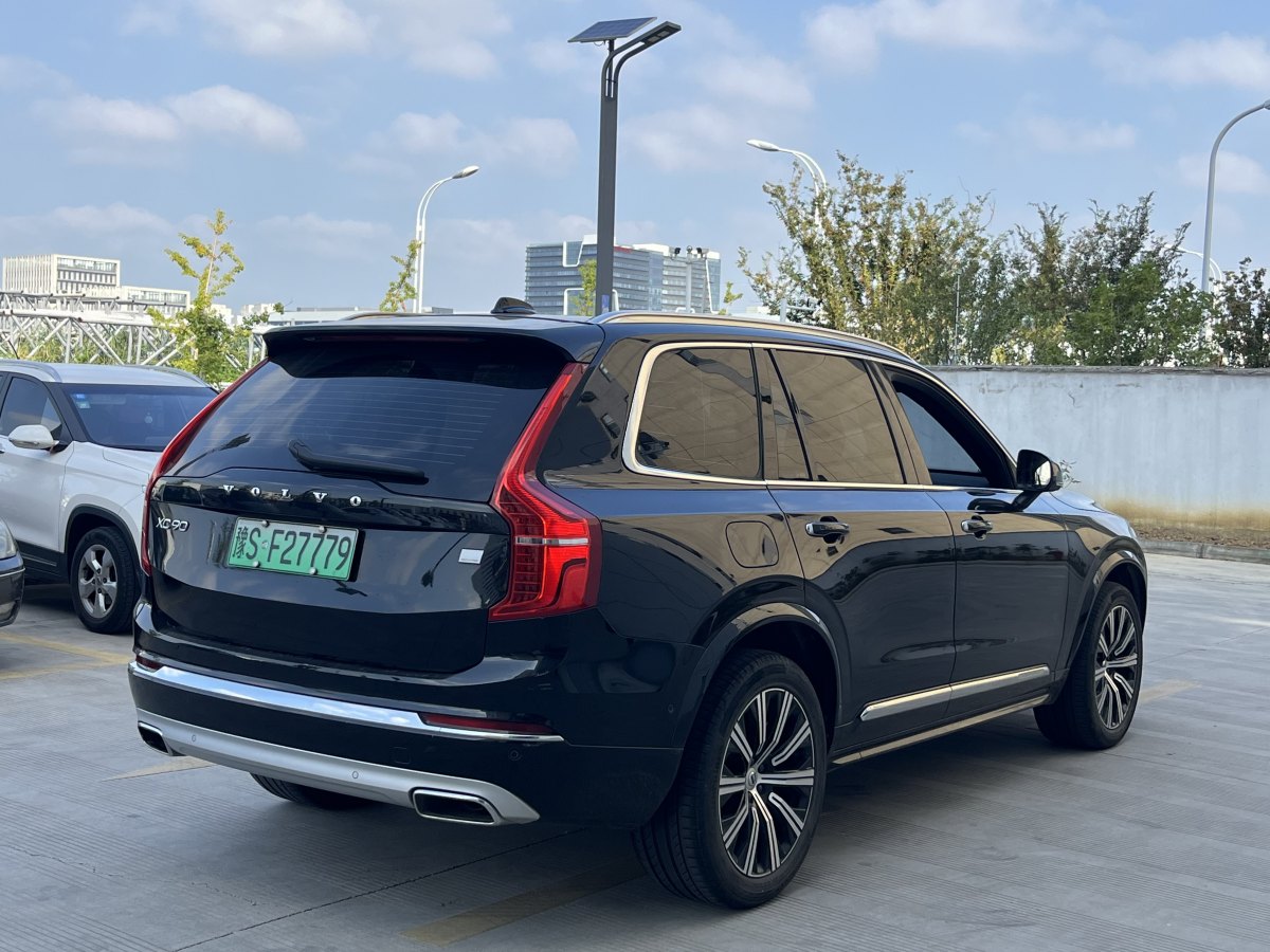 沃尔沃 XC90新能源  2021款 E驱混动 T8 智尊豪华版 7座图片