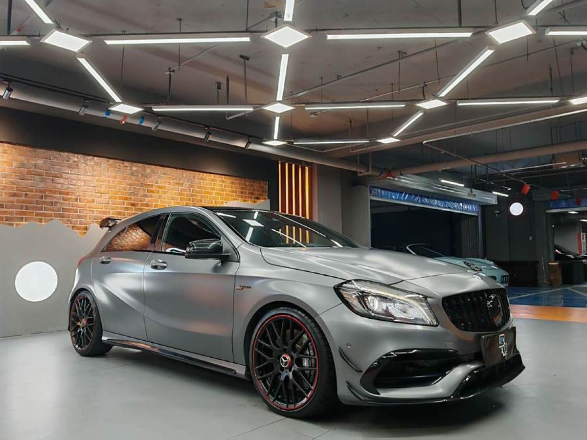 2016年5月奔馳 奔馳A級(jí)AMG  2016款 AMG A 45 4MATIC