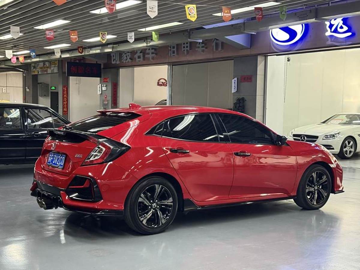 本田 思域  2021款 HATCHBACK 220TURBO CVT潮酷控圖片