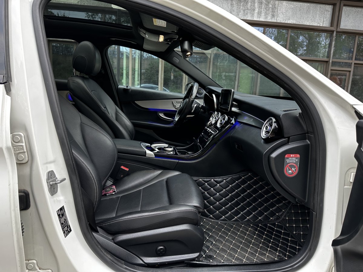奔驰 奔驰C级  2016款 C 200 运动版 4MATIC图片