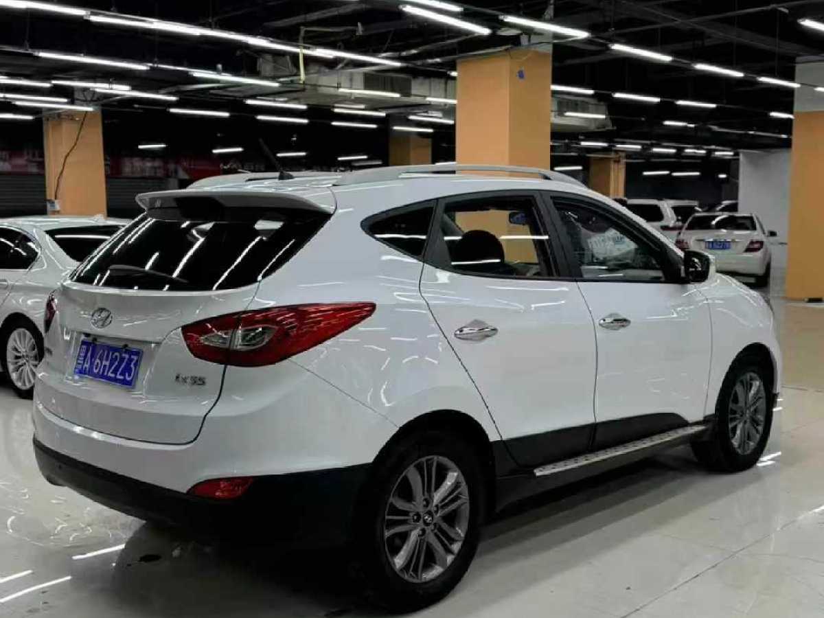 現(xiàn)代 ix35  2013款 2.0L 自動(dòng)兩驅(qū)智能型GLS 國V圖片