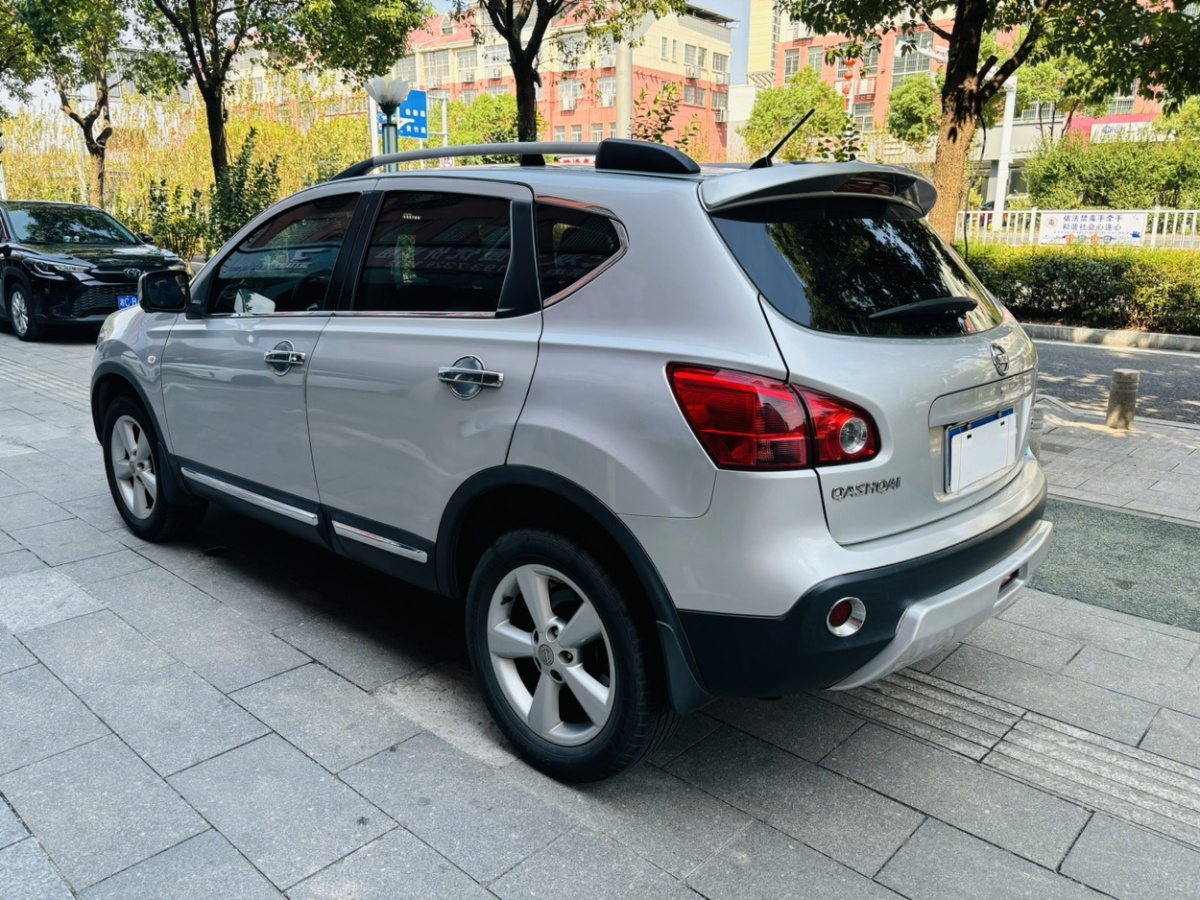 日產(chǎn) 逍客  2012款 2.0XV 雷 CVT 2WD圖片