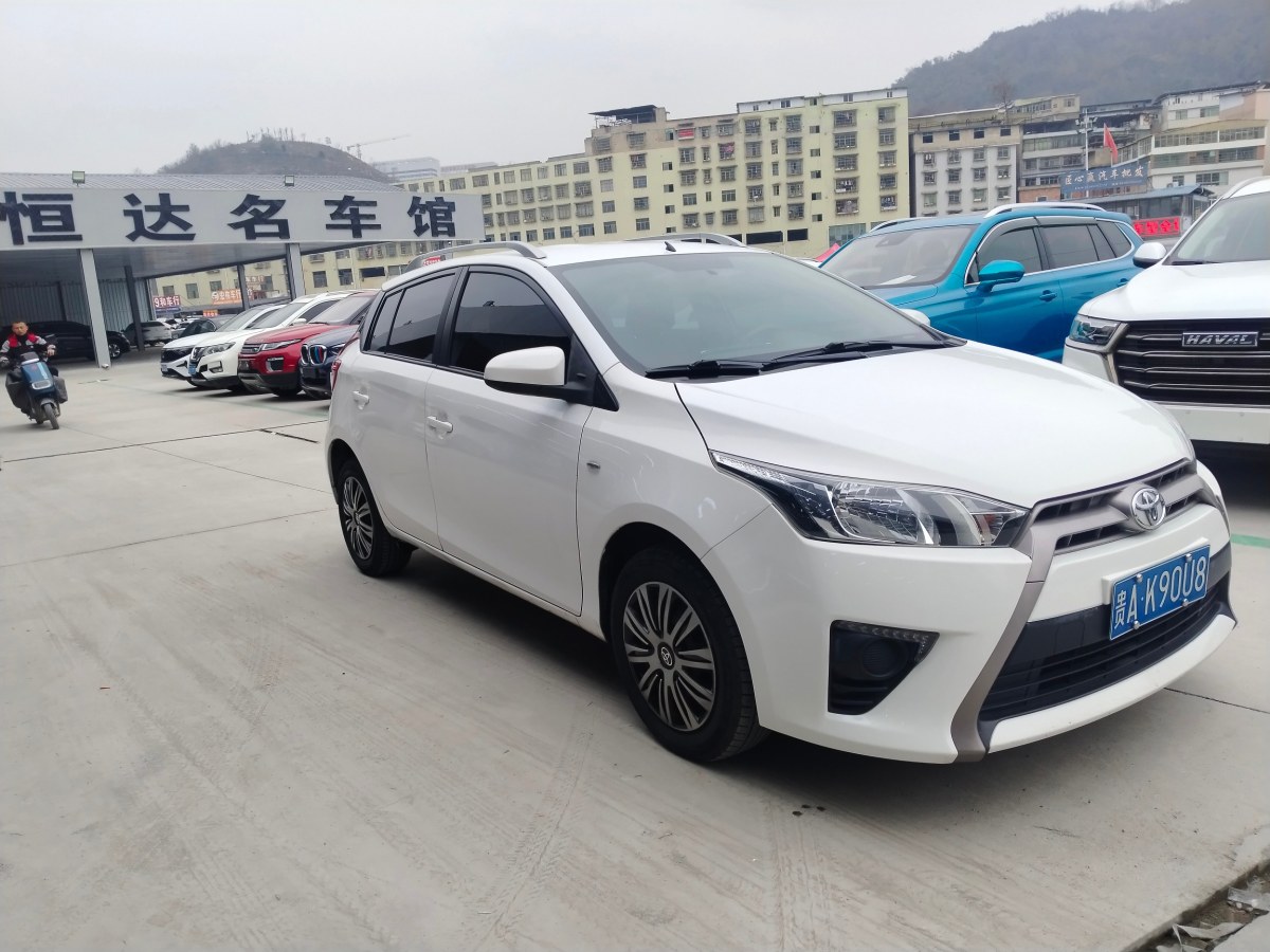 豐田 YARiS L 致炫  2015款 1.5E 自動(dòng)魅動(dòng)版圖片