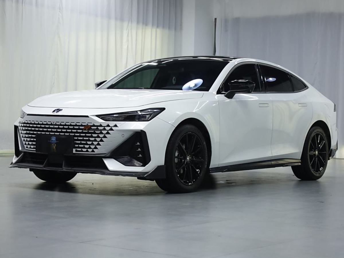 2024年1月長(zhǎng)安 長(zhǎng)安UNI-V  2023款 1.5T 尊貴型