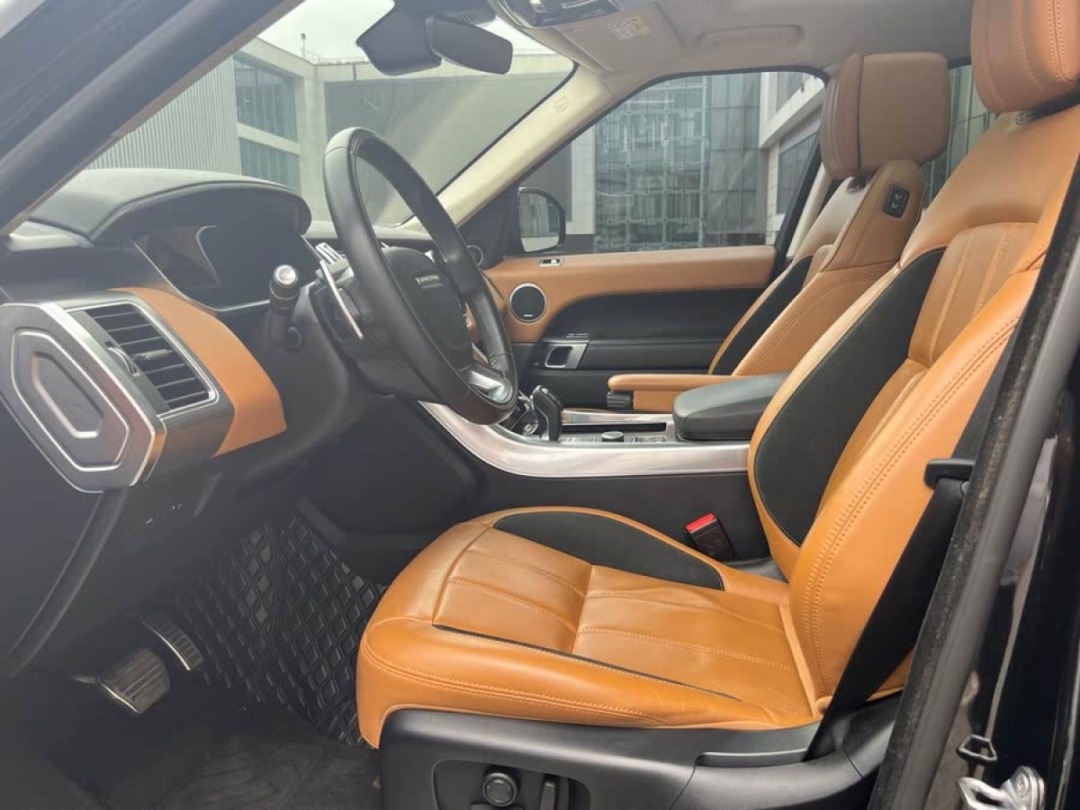 路虎 攬勝運動版  2020款 3.0 L6 HSE DYNAMIC圖片