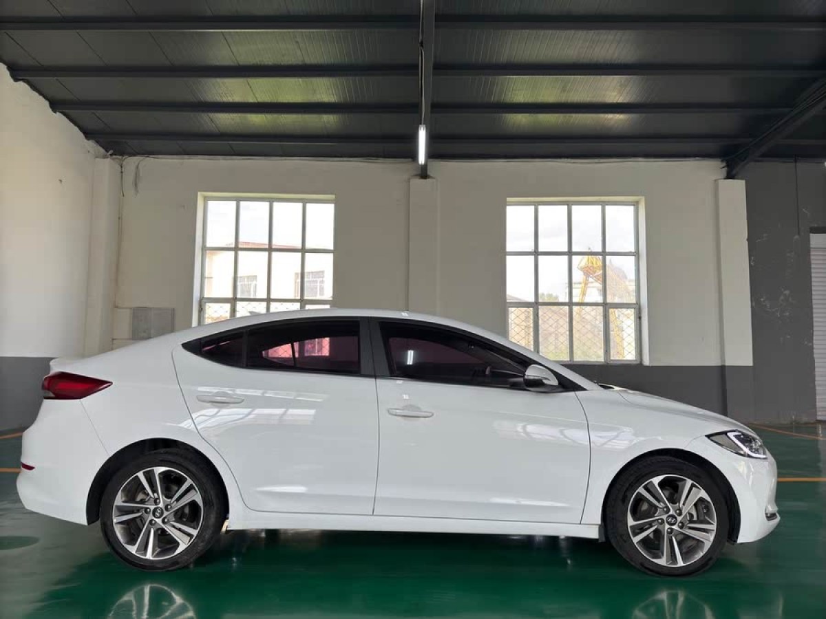 現(xiàn)代 領(lǐng)動(dòng)  2016款 1.6L 自動(dòng)智炫?精英型圖片
