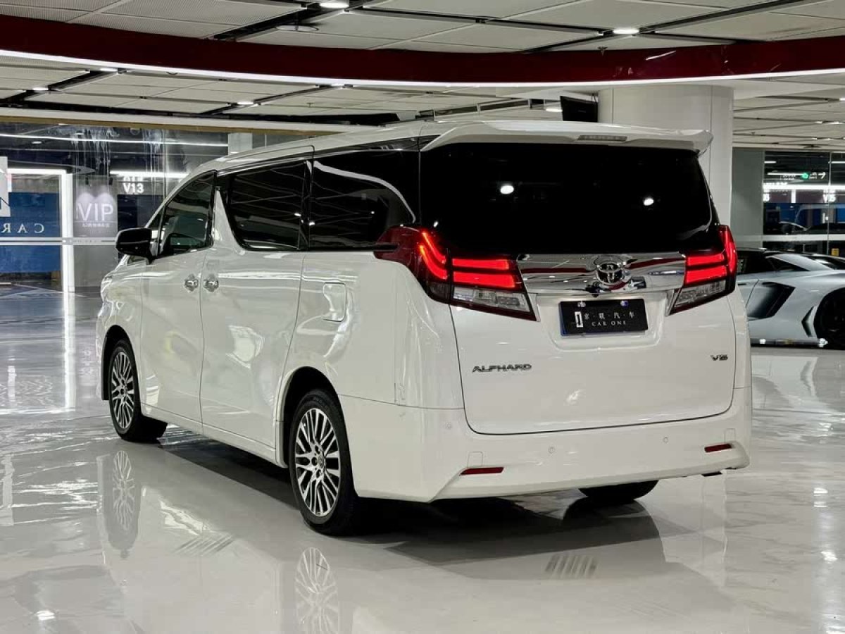 豐田 埃爾法  2015款 3.5L 豪華版圖片