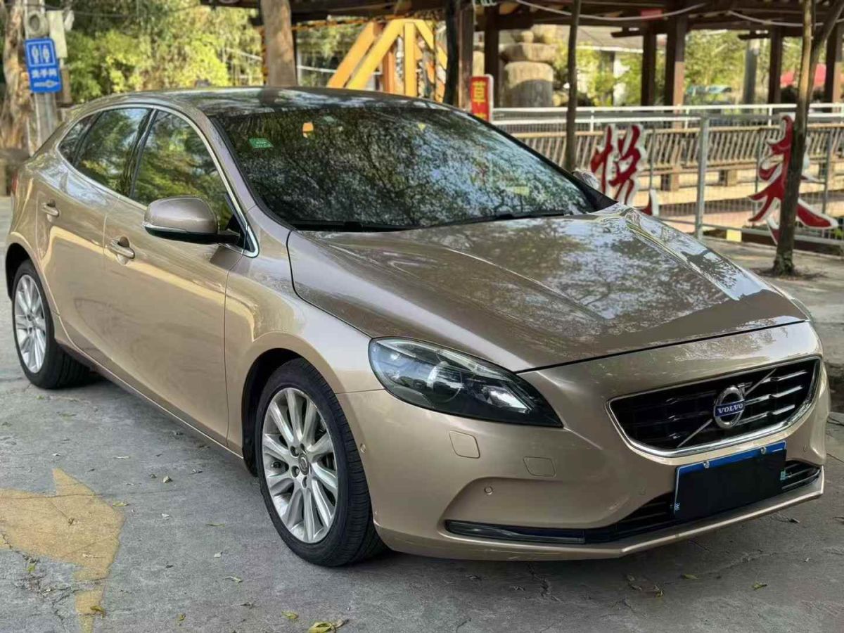 沃爾沃 V40  2013款 2.0T 智逸版圖片