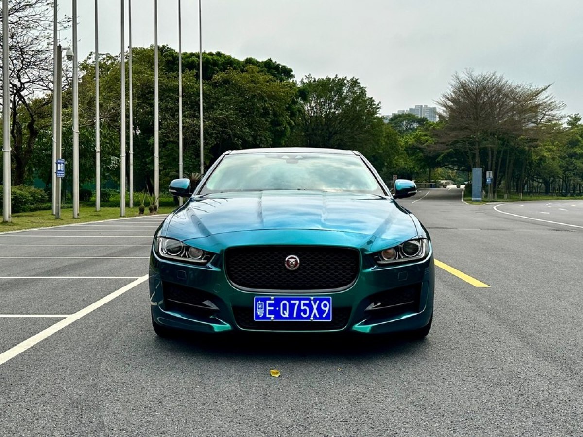 捷豹 XE  2017款 2.0T 240PS R-Sport圖片