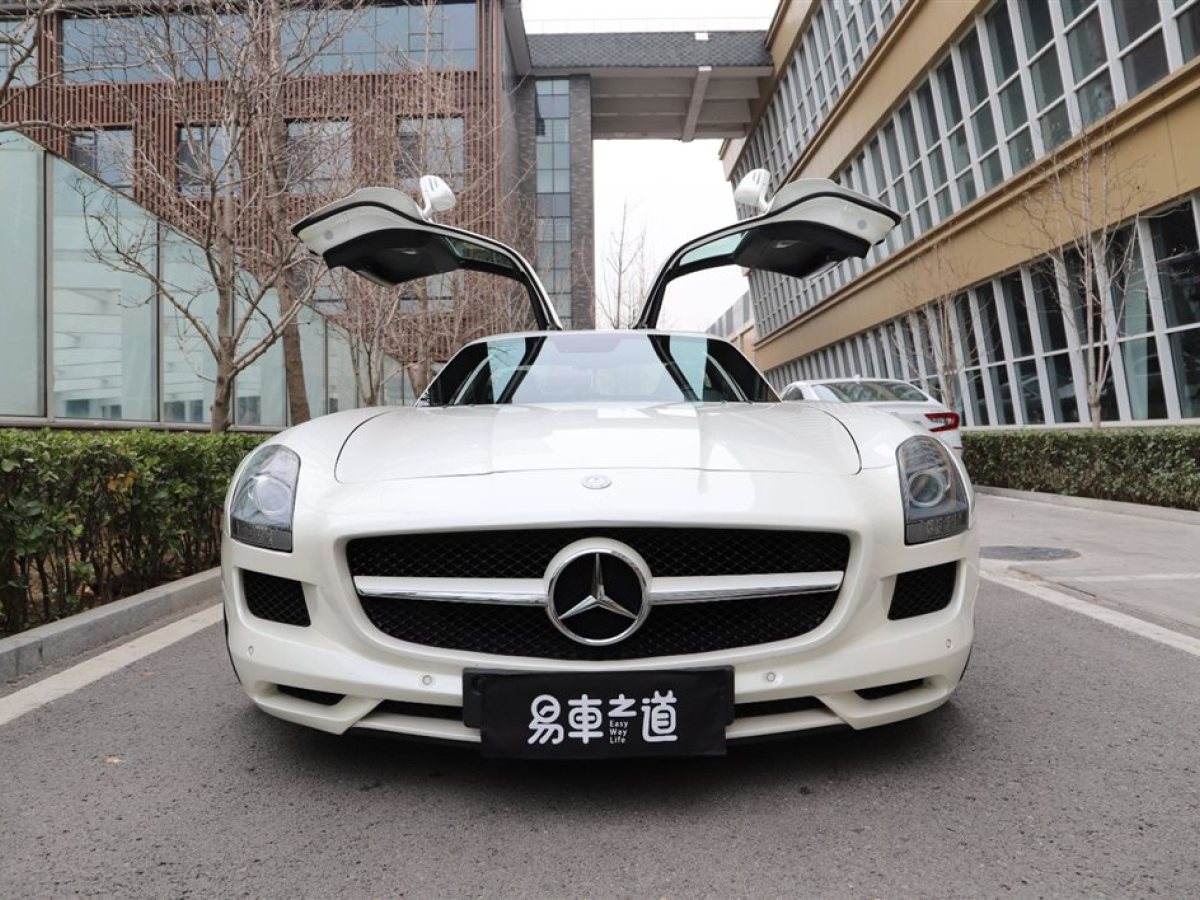 【北京】2013年09月 奔驰 奔驰sls级amg 2011款 sls amg 自动档