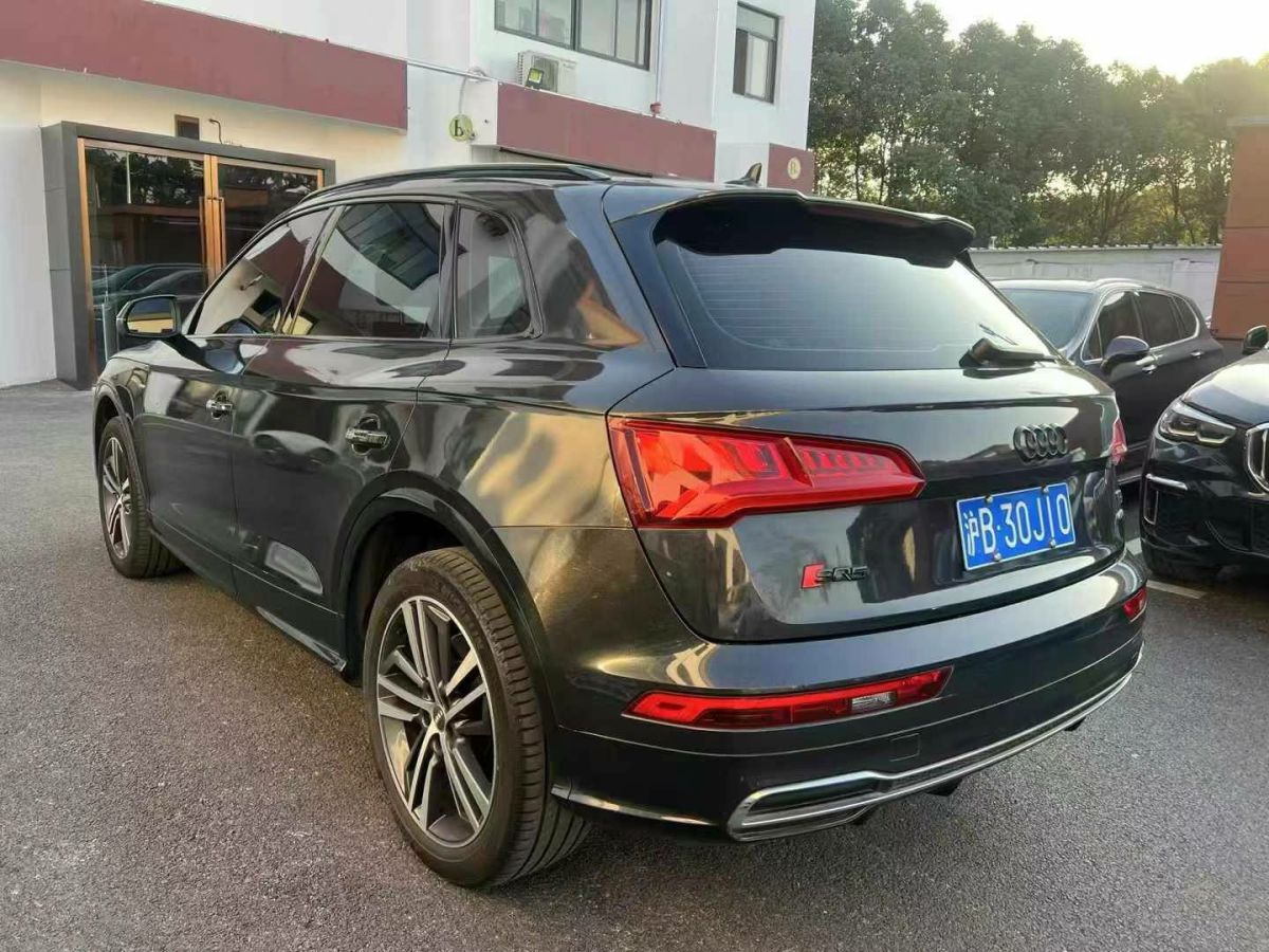 奧迪 奧迪Q3  2020款 35 TFSI 時(shí)尚動(dòng)感型圖片