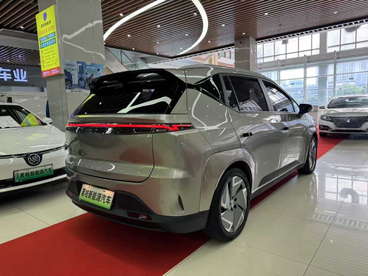 長(zhǎng)安輕型車 睿行EM80  2022款 平頂背掀門2座60kW圖片