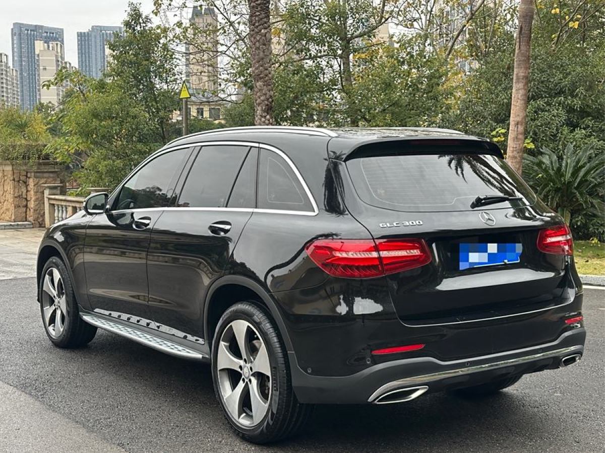 奔馳 奔馳GLC  2017款 GLC 300 4MATIC 豪華型圖片