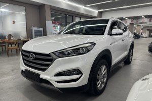 途胜 现代 1.6T 双离合两驱智能型