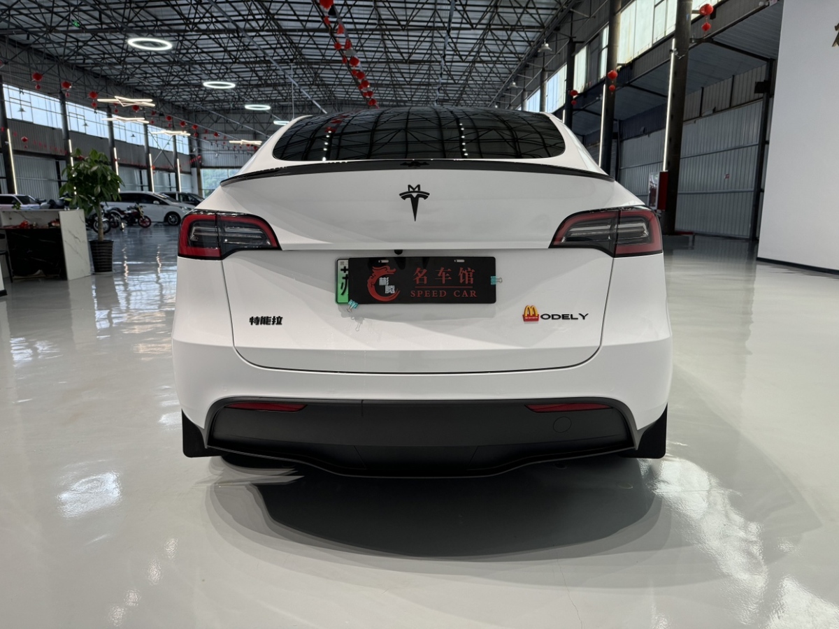 特斯拉 Model 3  2023款 后轮驱动版图片