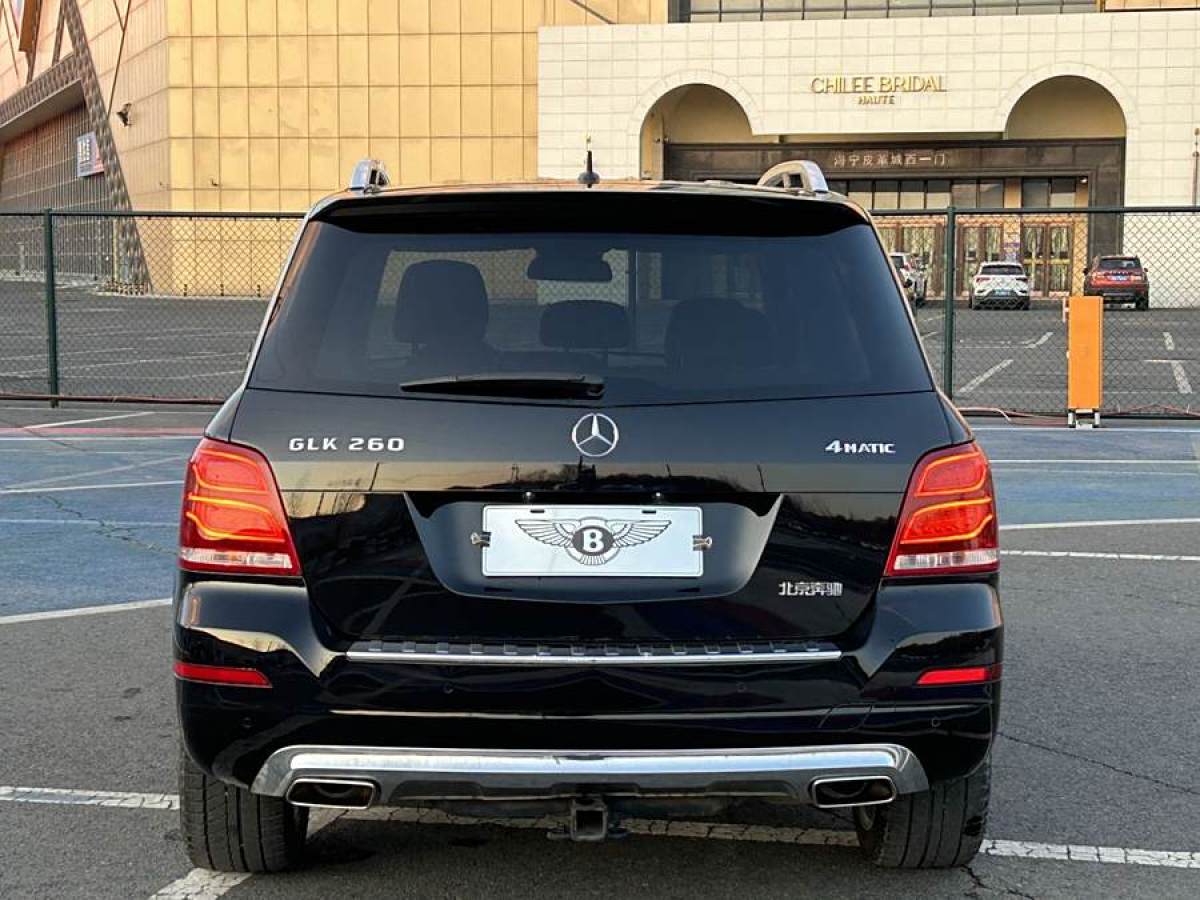 2015年5月奔馳 奔馳GLK級  2015款 GLK 260 4MATIC 時(shí)尚型 極致版