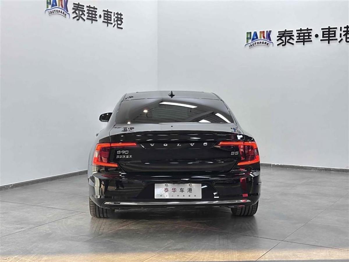 沃爾沃 S90  2024款 B5 智遠(yuǎn)豪華版圖片