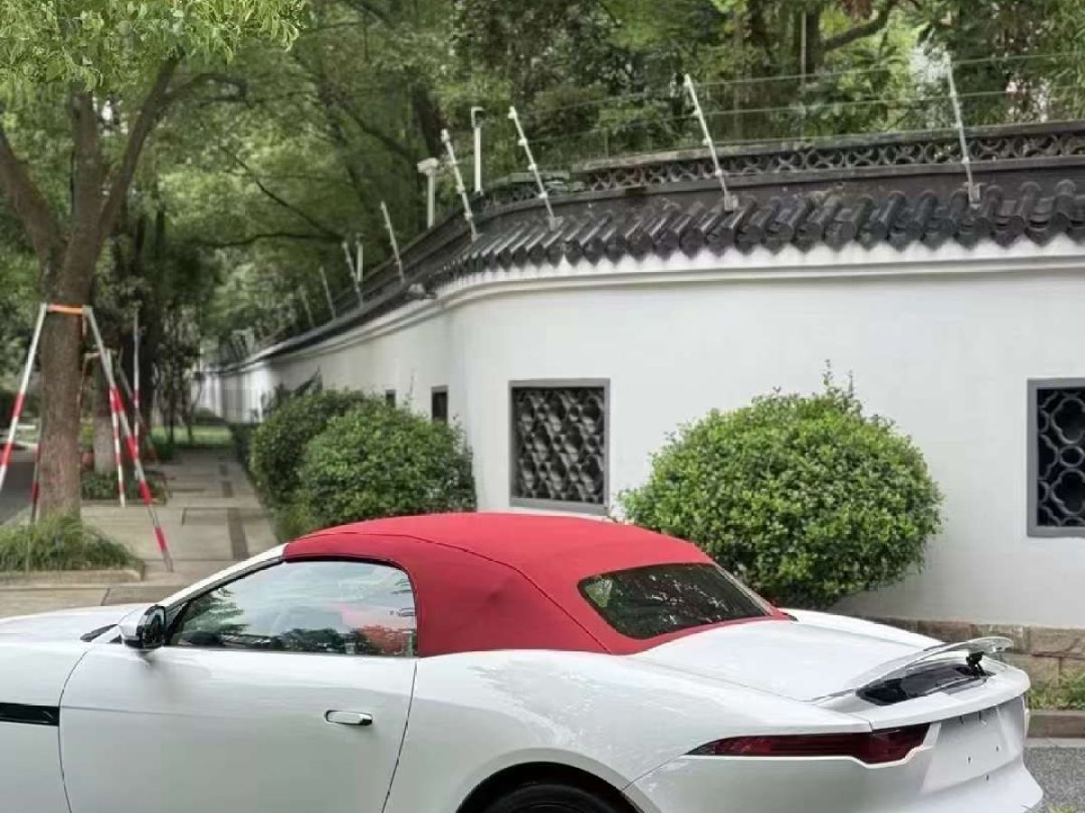 捷豹 F-PACE  2024款 P400 SPORT圖片