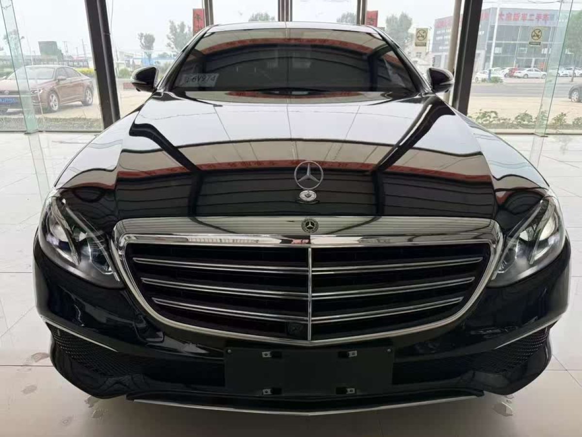 奔馳 奔馳E級  2019款 改款 E 300 L 豪華型圖片