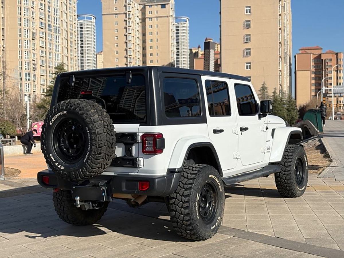 Jeep 牧馬人  2019款 2.0T Sahara 四門版 國VI圖片