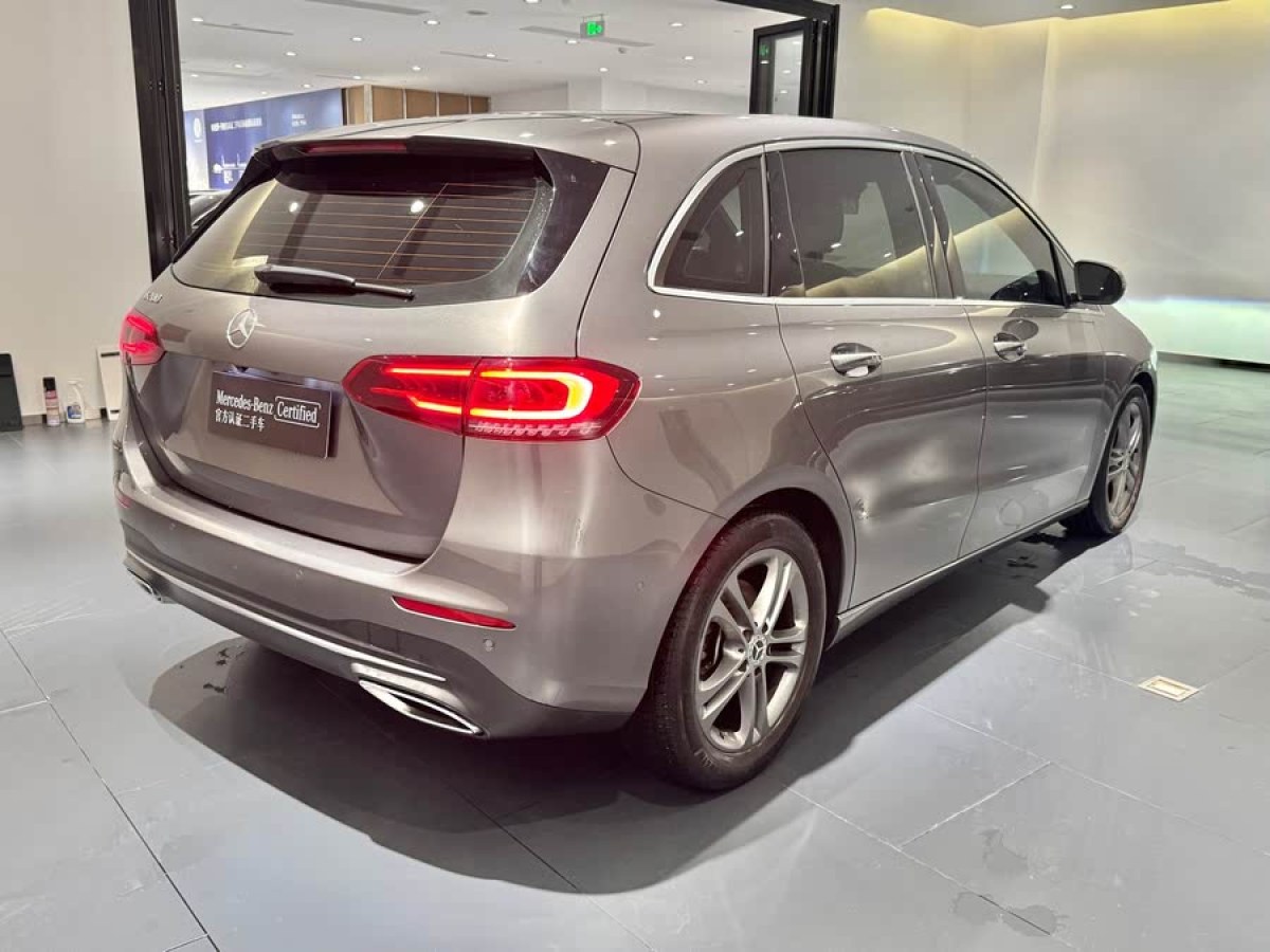 奔馳 奔馳B級(jí)  2020款 B 200 動(dòng)感型圖片