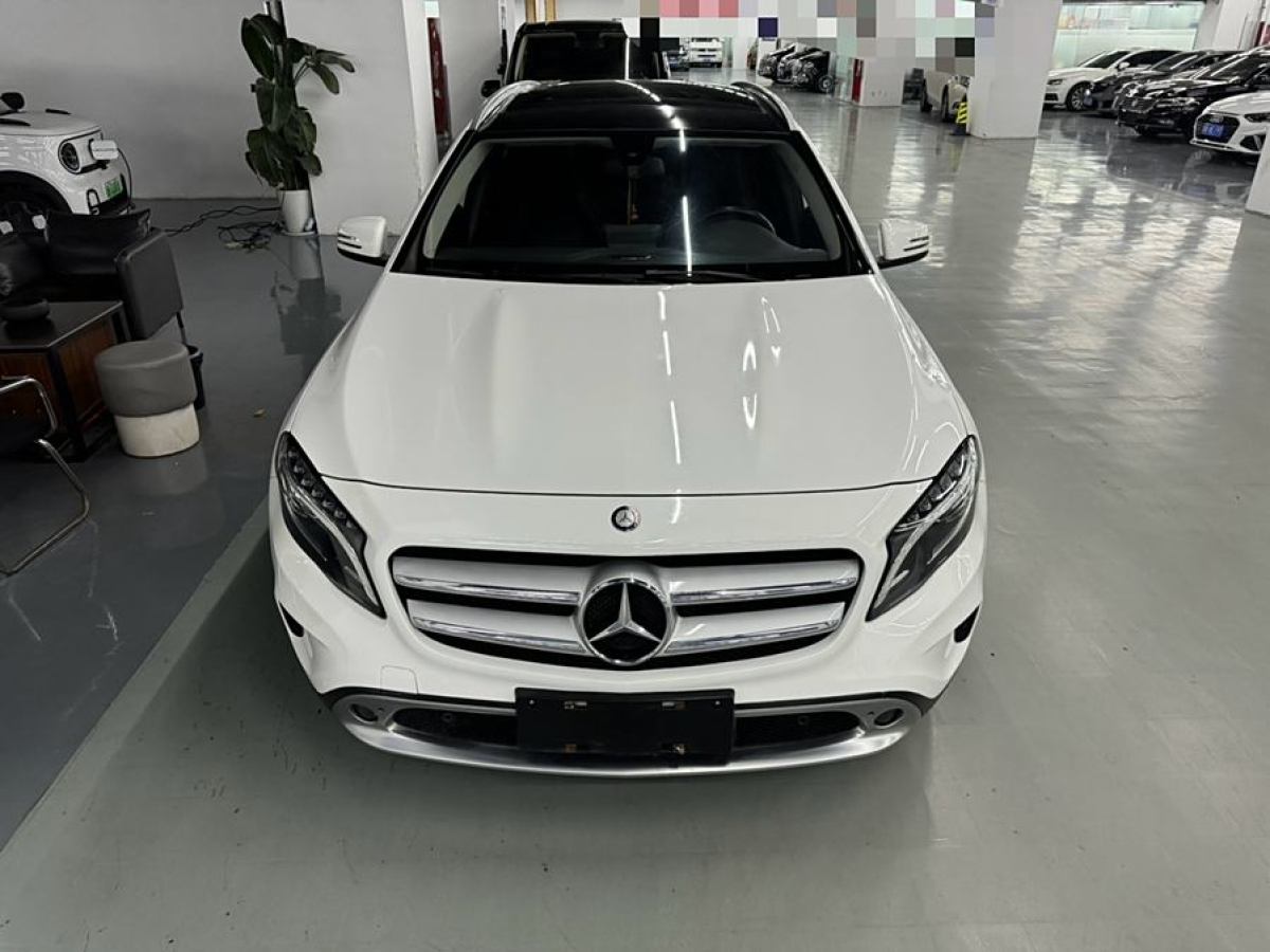 奔馳 奔馳GLA  2017款 GLA 220 4MATIC 時尚型圖片