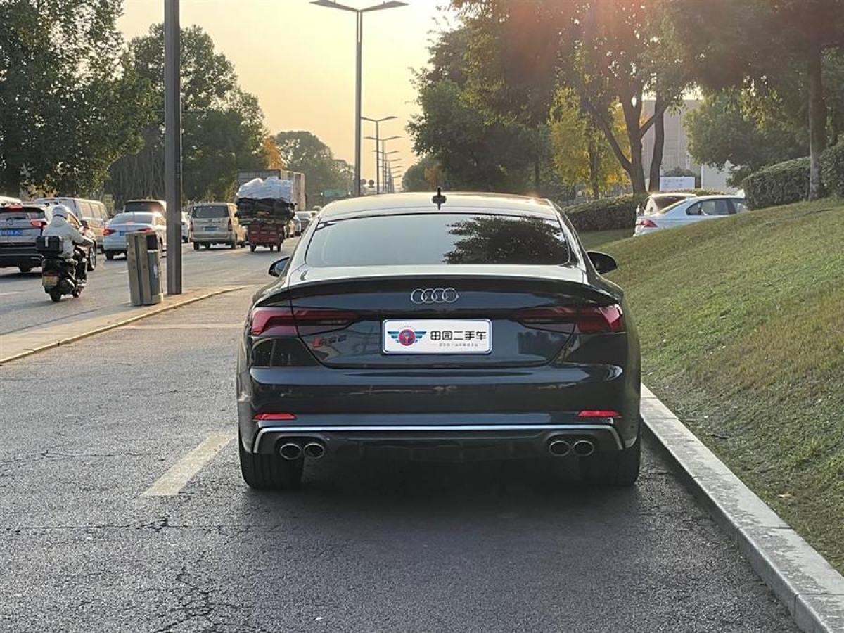 奧迪 奧迪A5  2019款 Sportback 40 TFSI 時(shí)尚型圖片