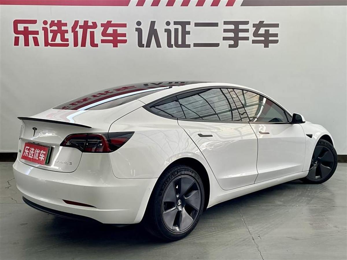 特斯拉 Model 3  2021款 改款 標(biāo)準(zhǔn)續(xù)航后驅(qū)升級(jí)版圖片